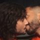 Fiuk e Gil se beijam em novo clipe do cantor