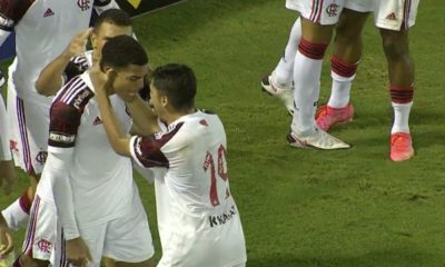 Flamengo vence Náutico na Copinha com gol nos acréscimos