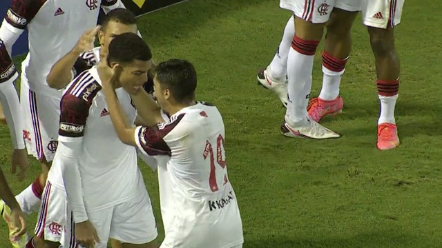 Flamengo vence Náutico na Copinha com gol nos acréscimos