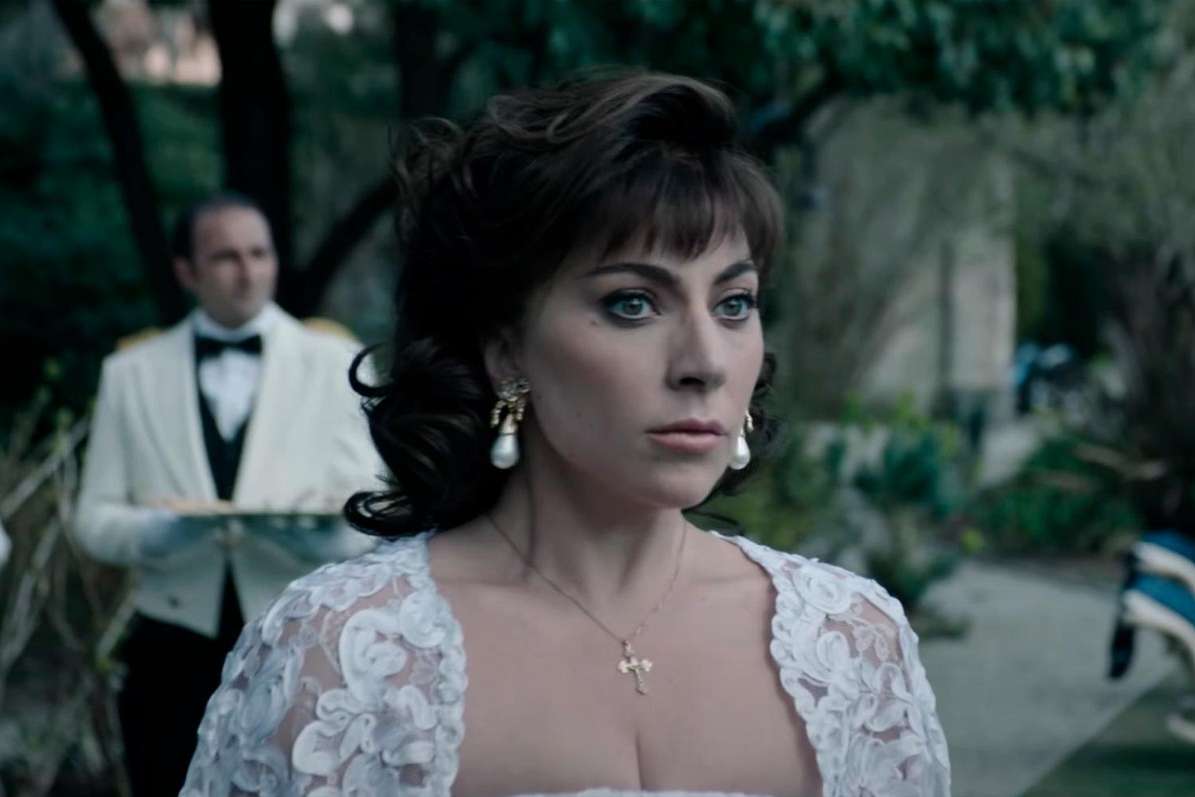 Lady Gaga em cena do filme "Casa Gucci"