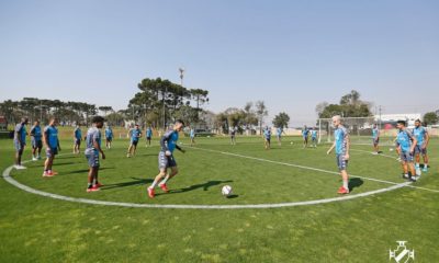 Vasco realiza último treino antes de enfrentar o Operário-PR pela Série B