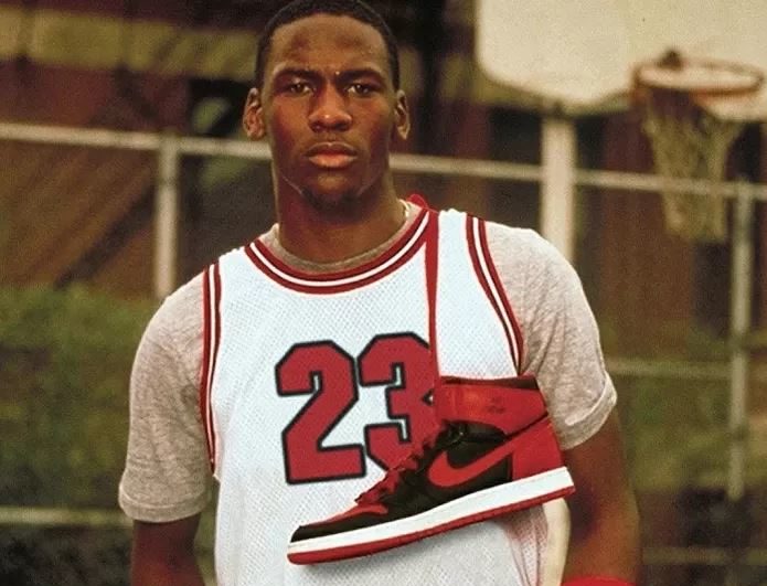 Michael Jordan e o tênis Air Jordan 1