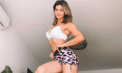 Kelly Key posa com roupas de academia