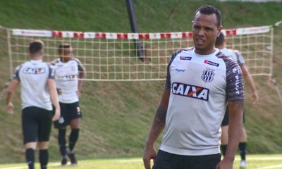 Luis Fabiano em treinamento pela Ponte Preta