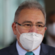 Ministro Marcelo Queiroga usando máscara