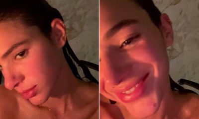 Bruna Marquezine compartilhou um momento em que aparece relaxando em uma banheira, na noite deste domingo (24). A atriz, de 26 anos, publicou vários vídeos, com direito a caras e bocas e muito charme. os registros, ela mostrou apenas o rosto e deixou o ambiente com pouca luz, deixanto tudo muito aconchegante. Bruna está de volta ao Rio de Janeiro após passar uma temporada em Paris, para a semana de moda. Na ocasião, a atriz exibiu looks ousados, como o figurino para assistir ao desfile da grife Givenchy: um colete aberto, exibindo o sutiã transparente, que deixava seus seios à mostra, um colar poderoso, minissaia e botas de cano longo