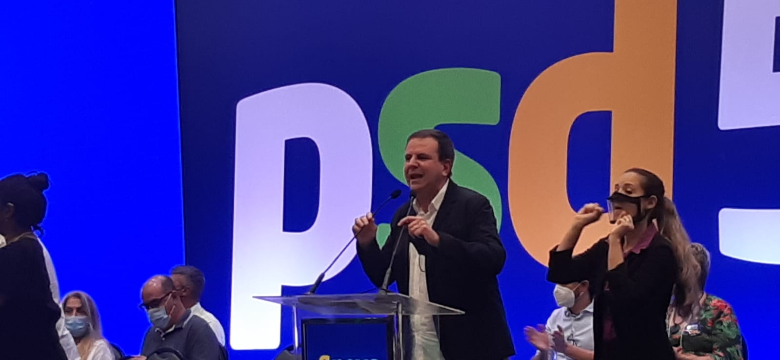 Eduardo Paes em evento do PSD anuncia que Felipe Santa Cruz é pré-candidato para o governo de 2022