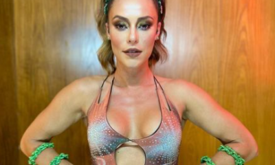 Paolla Oliveira com figurino de ensaio da Grande Rio