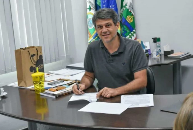 Prefeito de Porto Real, Alexandre Serfiotis