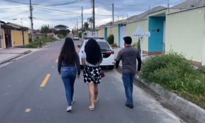 mulher presa com mais de 160 anotações criminais