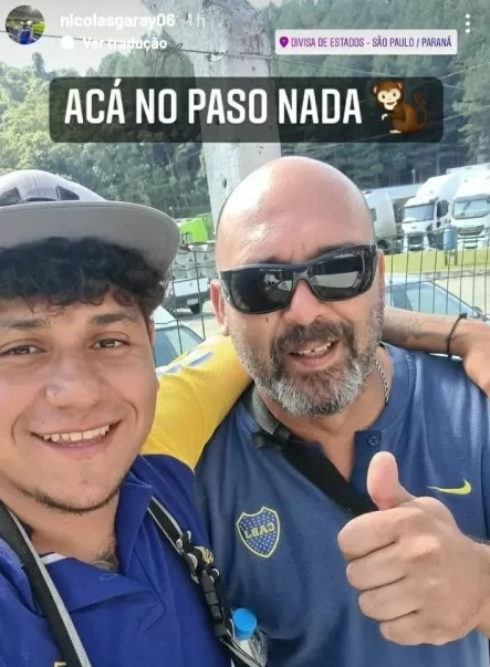 Torcedores racistas do Boca Juniors ironizando a prisão