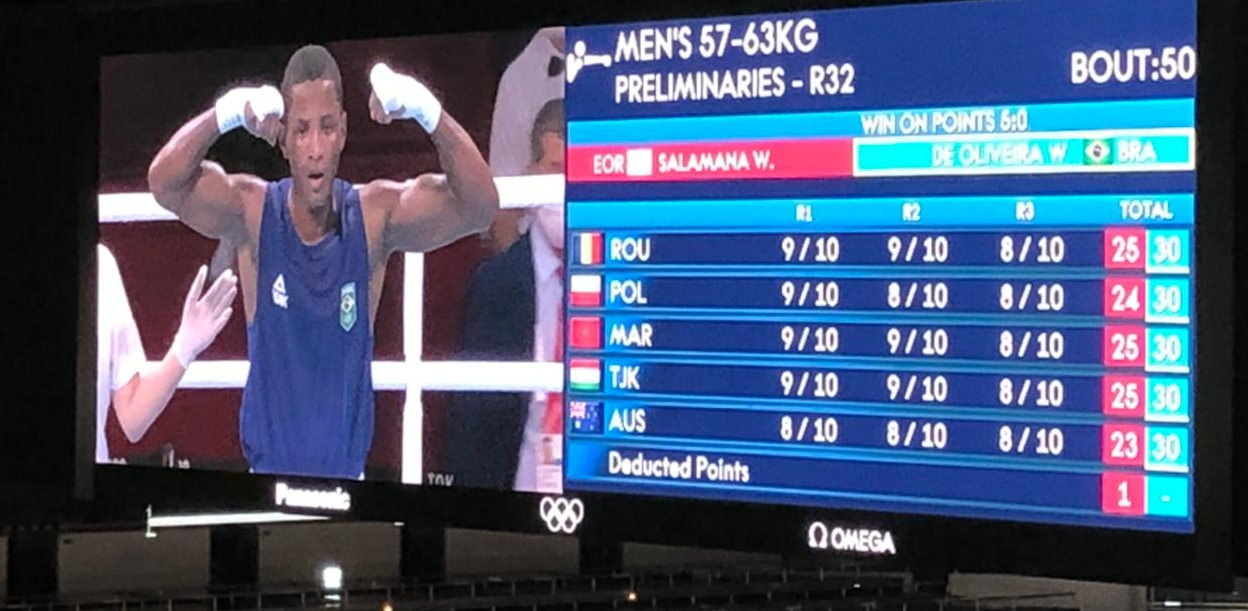 Brasileiro venceu por decisão unânime