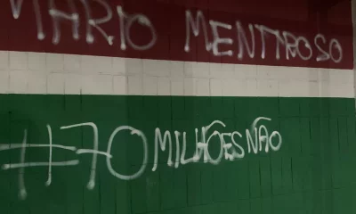Pichações na sede do Fluminense