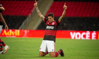 Pedro em ação pelo Flamengo